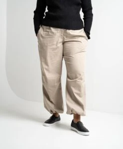 Bella Sneaker -shoe Sales Bella W Black Leather5184 WEB